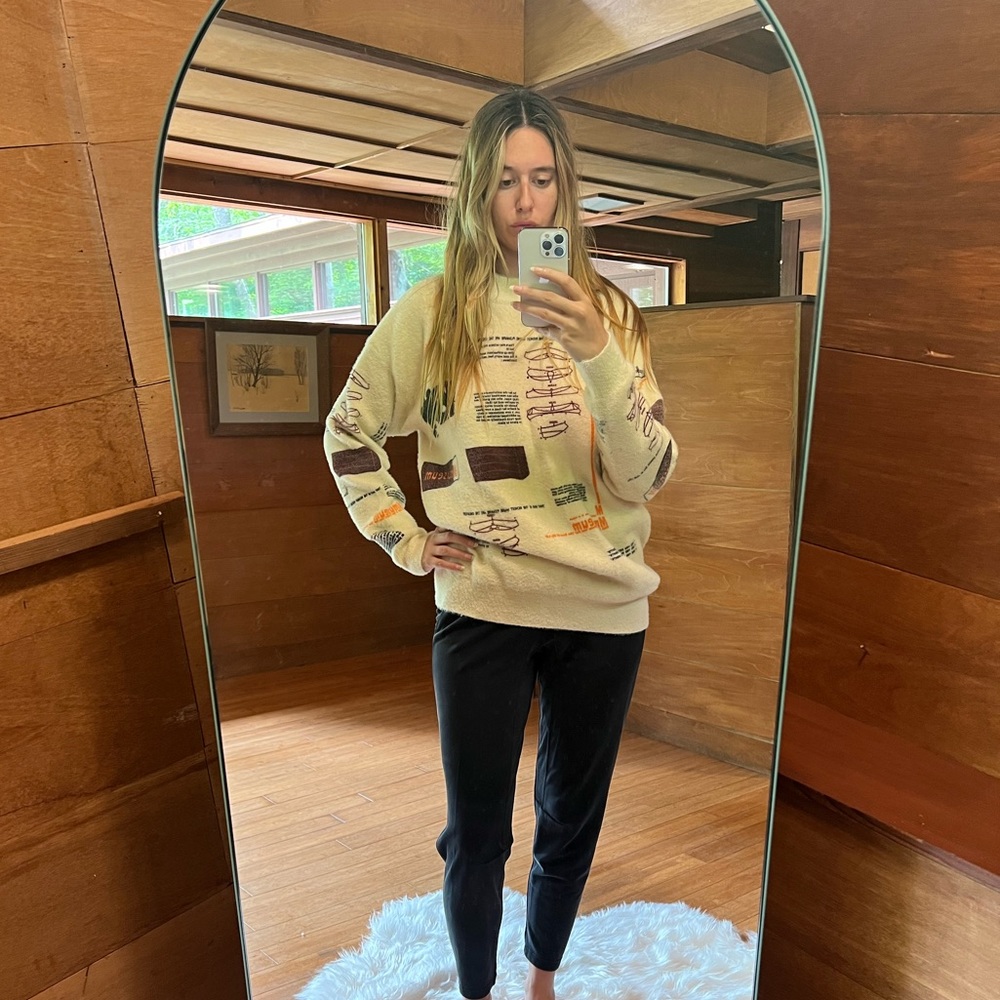 Graphic Soft Sweater | Medium